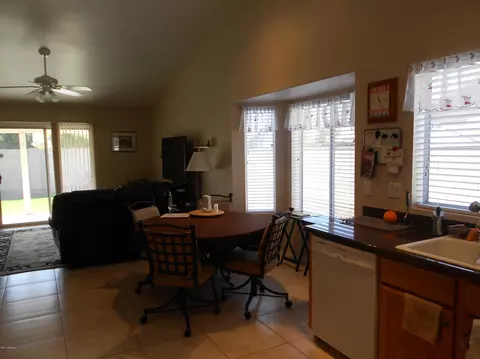6245 E Pearl St, Mesa, AZ 85215 photo 8