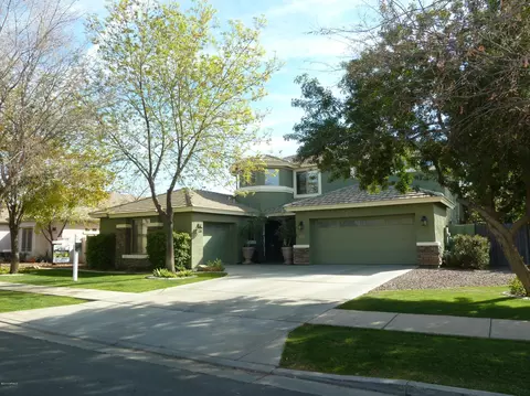 3529 E Vaughn Ct, Gilbert, AZ 85234 photo 3