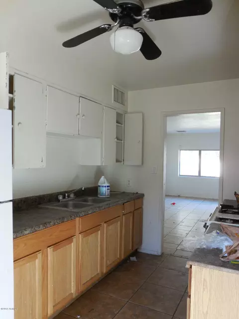 3219 E Oak St, Phoenix, AZ 85008 photo 14