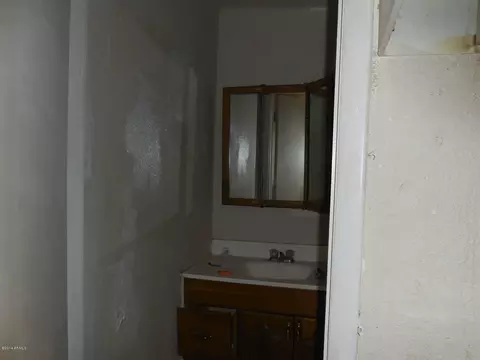 3219 E Oak St, Phoenix, AZ 85008 photo 6