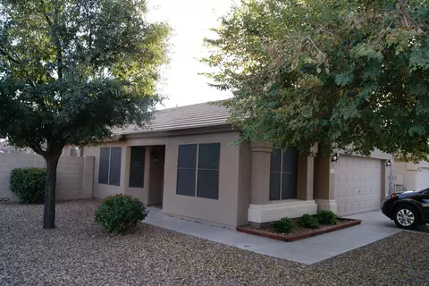 2315 E Pinto Dr, Gilbert, AZ 85296 photo 1