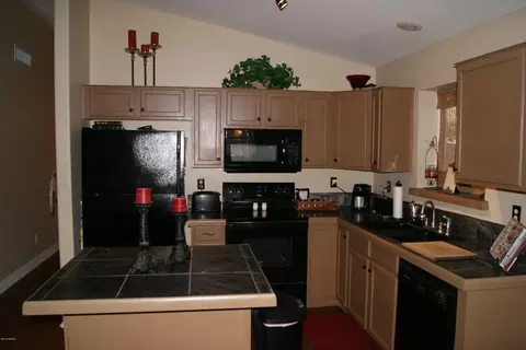 2315 E Pinto Dr, Gilbert, AZ 85296 photo 5