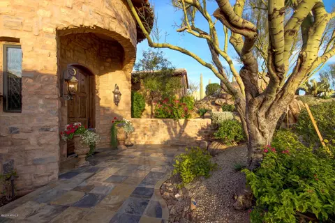 7112 E Summit Trail St, Mesa, AZ 85207 photo 5