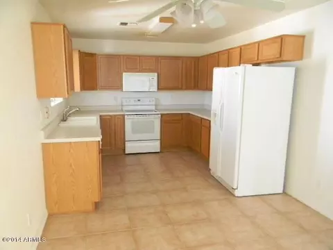 2578 E 5th Ave, Apache Junction, AZ 85119 photo 8