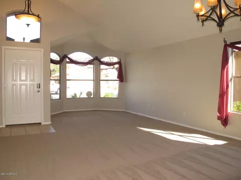 9831 E Olla Ave, Mesa, AZ 85212 photo 2