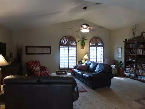 12431 S 38th Pl, Phoenix, AZ 85044 photo 5