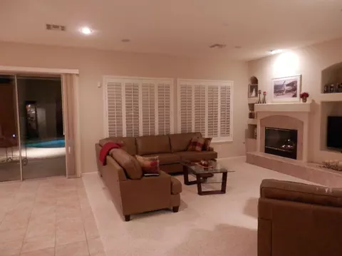 696 E Vermont Dr, Gilbert, AZ 85295 photo 1