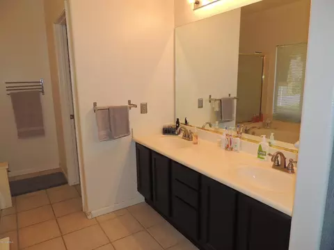 4236 E South Fork Dr, Phoenix, AZ 85044 photo 8