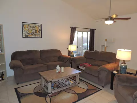 4236 E South Fork Dr, Phoenix, AZ 85044 photo 4
