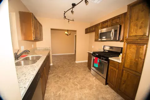 821 E Fairmount Ave, Phoenix, AZ 85014 photo 3