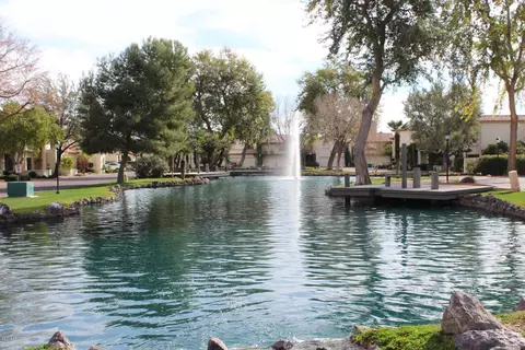 77 E Missouri Ave #39, Phoenix, AZ 85012 photo 2