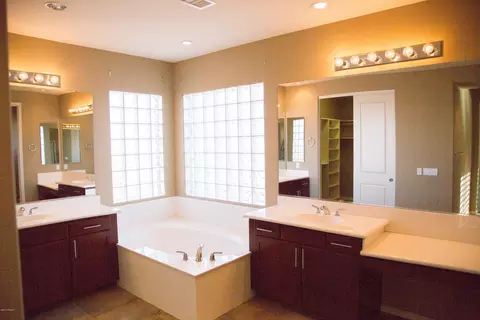 3140 E Battala Ct, Gilbert, AZ 85297 photo 9