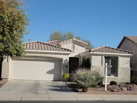 4248 E Carob Dr, Gilbert, AZ 85298 photo 1