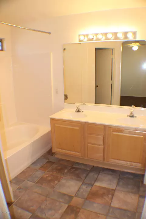 8814 E Fairfield St, Mesa, AZ 85207 photo 37