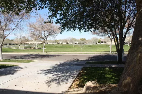 3041 E Linda Ln, Gilbert, AZ 85234 photo 9