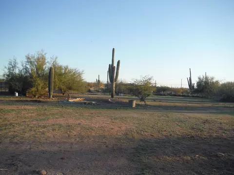 5323 E Greasewood St, Apache Junction, AZ 85119 photo 4