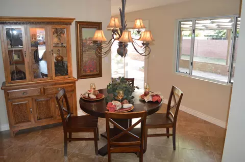 403 E Broadmor Dr, Tempe, AZ 85282 photo 12