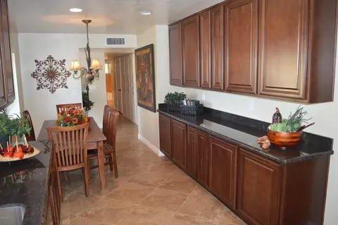 403 E Broadmor Dr, Tempe, AZ 85282 photo 9