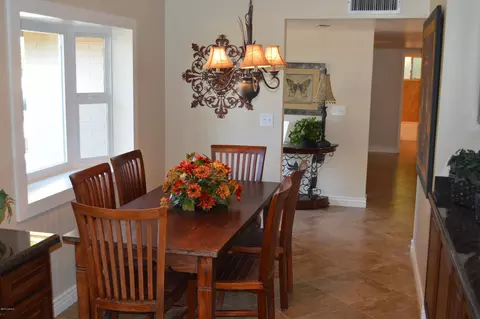 403 E Broadmor Dr, Tempe, AZ 85282 photo 10