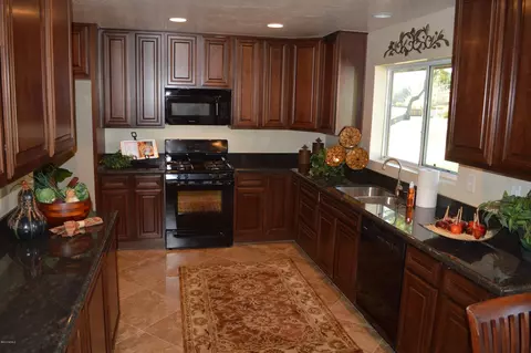 403 E Broadmor Dr, Tempe, AZ 85282 photo 7