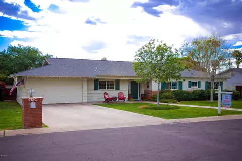 4139 E Medlock Dr, Phoenix, AZ 85018 photo 1
