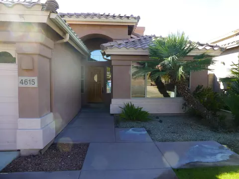4615 E Verbena Dr, Phoenix, AZ 85044 photo 1