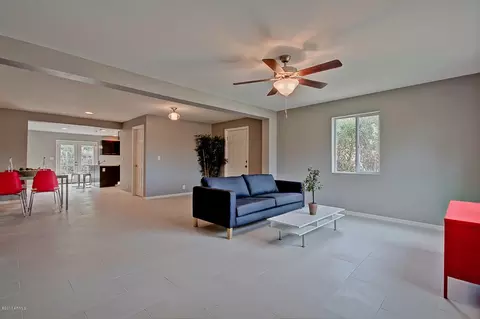 1037 E Clarendon Ave, Phoenix, AZ 85014 photo 7