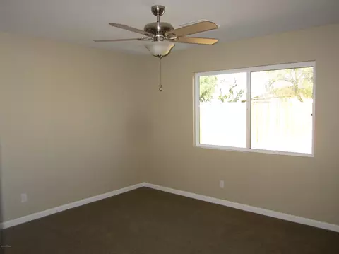 4102 E Grove St, Phoenix, AZ 85040 photo 8