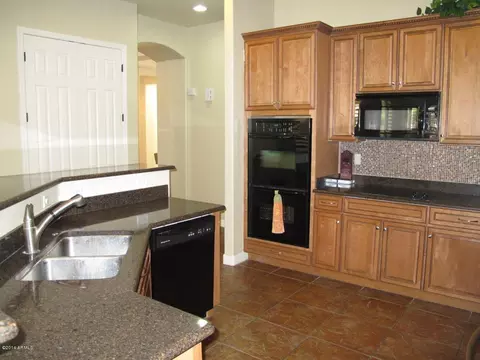 2974 E Comstock Dr, Gilbert, AZ 85296 photo 8