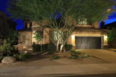 3809 E Patrick Ln, Phoenix, AZ 85050 photo 2