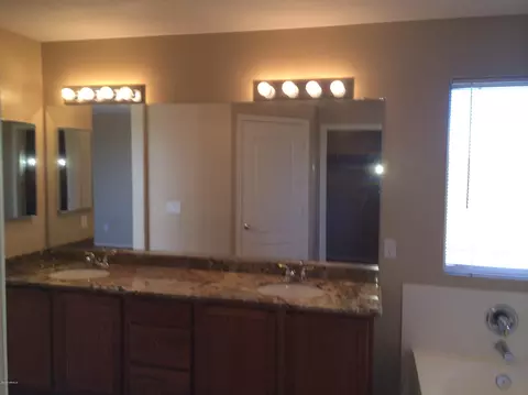 25240 N Hackberry Dr, Phoenix, AZ 85083 photo 21