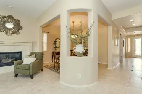 4640 E Donato Dr, Gilbert, AZ 85298 photo 11