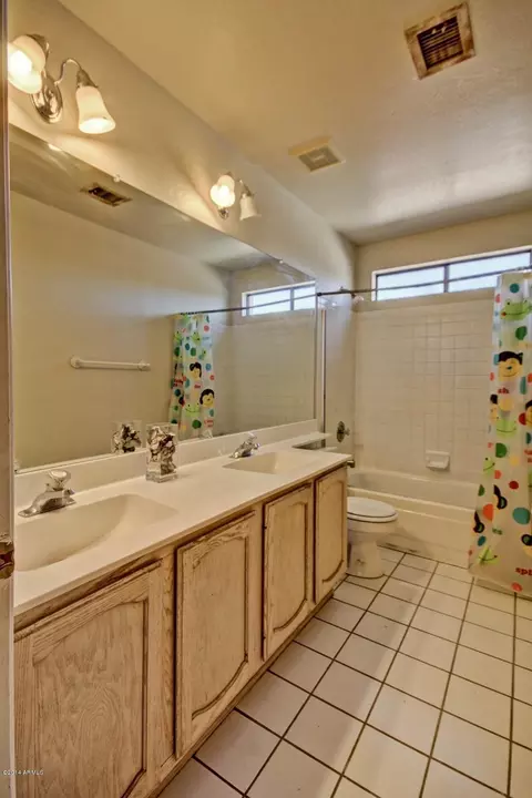 1432 E Hearne Way, Gilbert, AZ 85234 photo 26