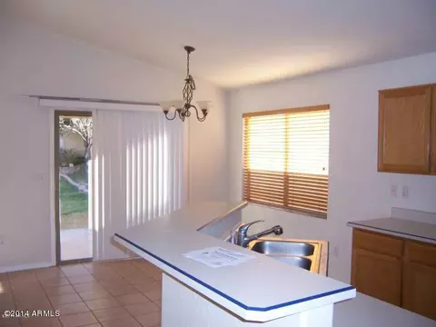 2011 E Wahalla Ln, Phoenix, AZ 85024 photo 4