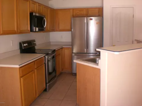 2011 E Wahalla Ln, Phoenix, AZ 85024 photo 3