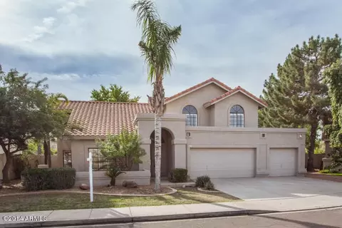 2249 E Pelican Ct, Gilbert, AZ 85234 photo 2
