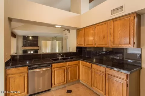 2249 E Pelican Ct, Gilbert, AZ 85234 photo 11