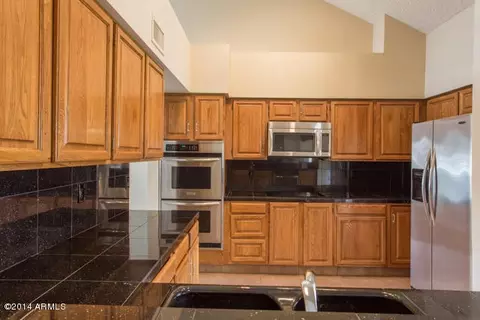 2249 E Pelican Ct, Gilbert, AZ 85234 photo 12