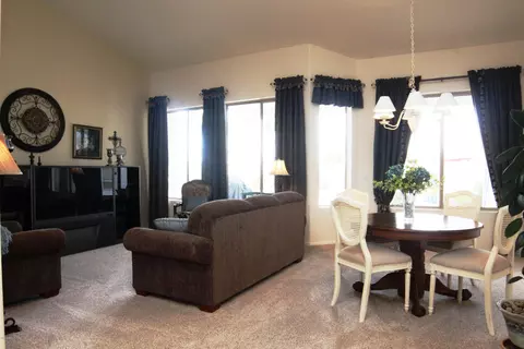 1872 W Lark Dr, Chandler, AZ 85286 photo 6