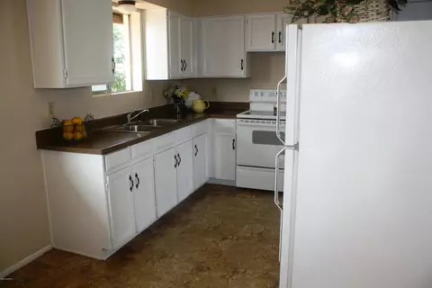940 S Saguaro Dr, Apache Junction, AZ 85120 photo 8
