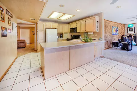 4032 E Kiowa St, Phoenix, AZ 85044 photo 10