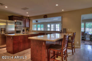 202 E Acapulco Ln, Phoenix, AZ 85022 photo 9