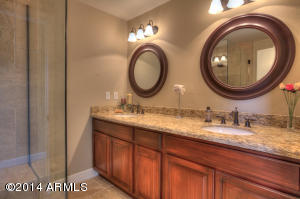 202 E Acapulco Ln, Phoenix, AZ 85022 photo 27