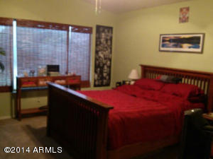 165 W Desert Ct, Gilbert, AZ 85233 photo 2