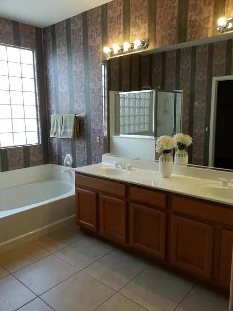 316 E Indigo St, Mesa, AZ 85201 photo 6