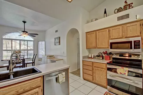 557 E Rawhide Ave, Gilbert, AZ 85296 photo 14