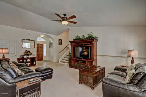 557 E Rawhide Ave, Gilbert, AZ 85296 photo 8