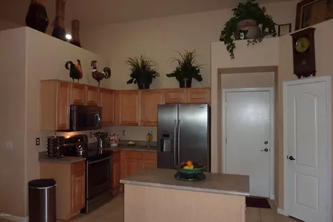 115 E Betsy Ln, Gilbert, AZ 85296 photo 3