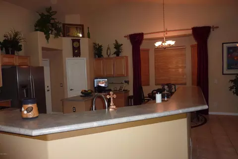 115 E Betsy Ln, Gilbert, AZ 85296 photo 4