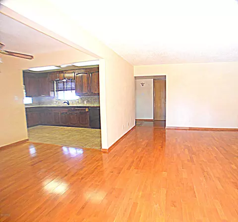 3807 E Amelia Ave, Phoenix, AZ 85018 photo 3